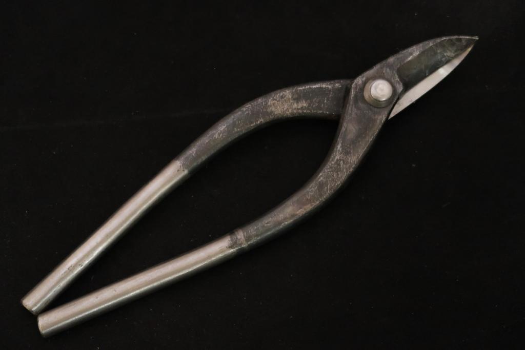 Vintage Japanese High-level Snips 240㎜ curved blade in 1970's 